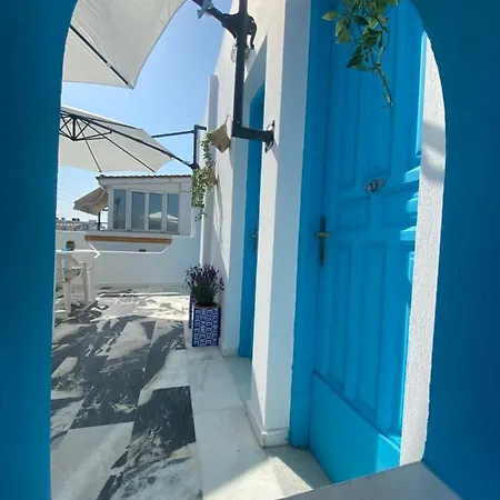 Evi & Naxos City