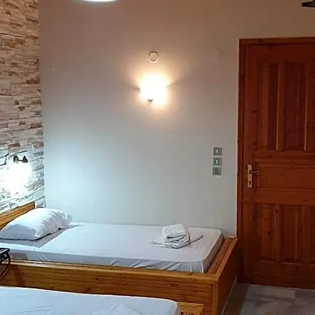 Evi & Hotel Naxos City